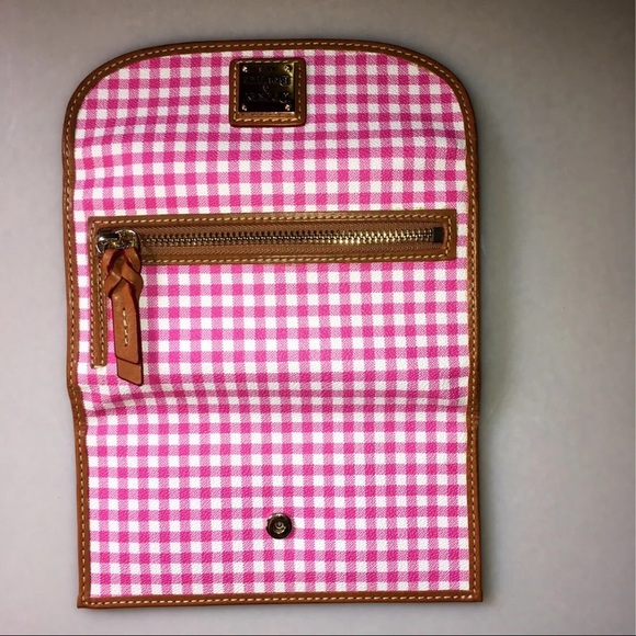 Dooney & Bourke Pink Gingham Continental Clutch - Picture 4 of 8